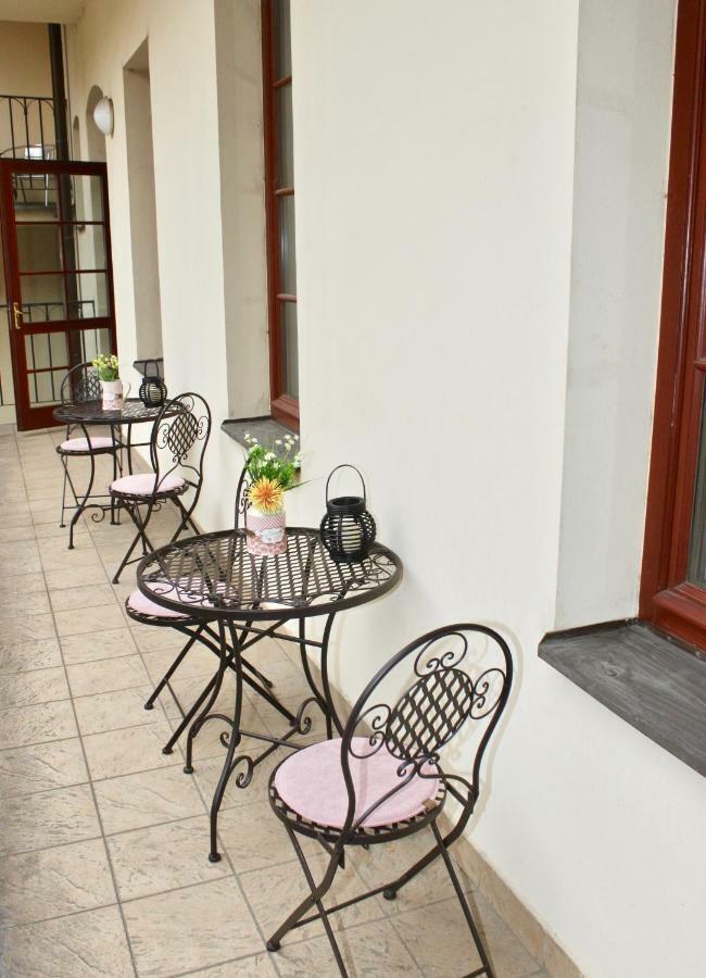 New Design & Style Apartment Old Town Xxl Praga Exterior foto