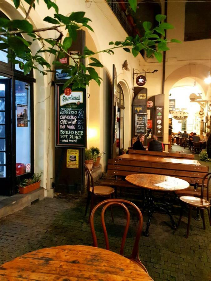 New Design & Style Apartment Old Town Xxl Praga Exterior foto
